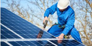 Installation Maintenance Panneaux Solaires Photovoltaïques à Chagnon